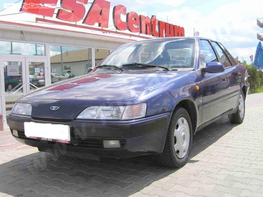 Daewoo Espero — вид спереди