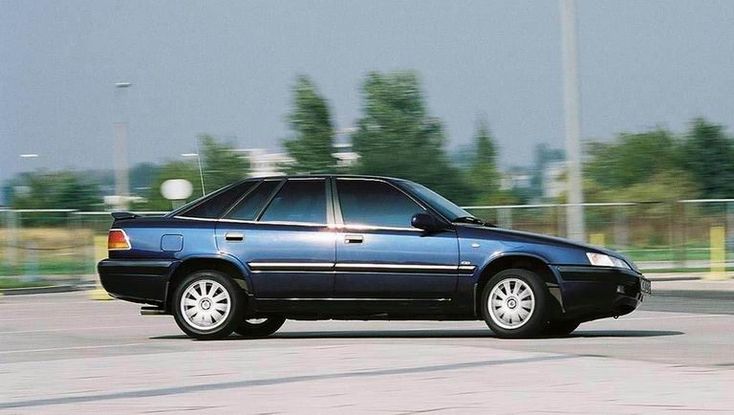 Daewoo Espero — профиль