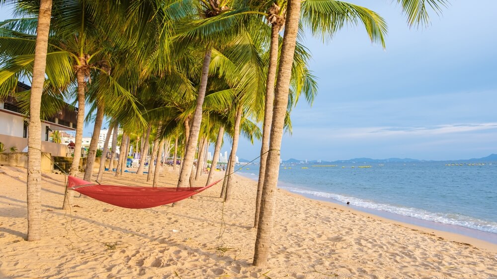 Day 2 · Pattaya Beach
