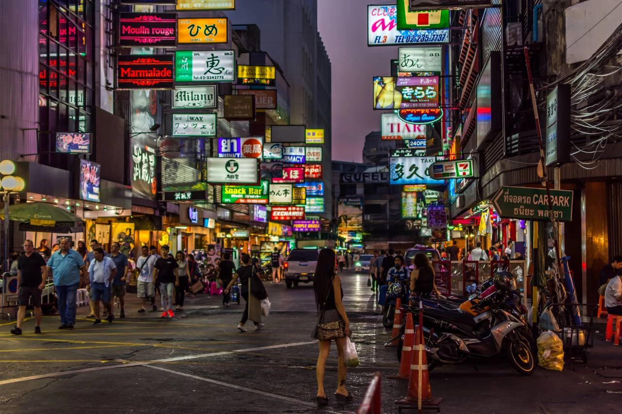 Bangkok neon streets