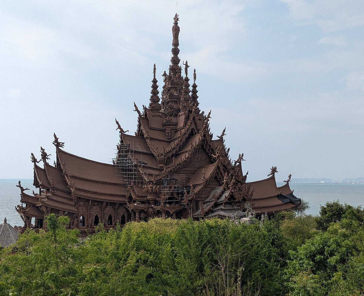 Day 4 · Sanctuary of Truth