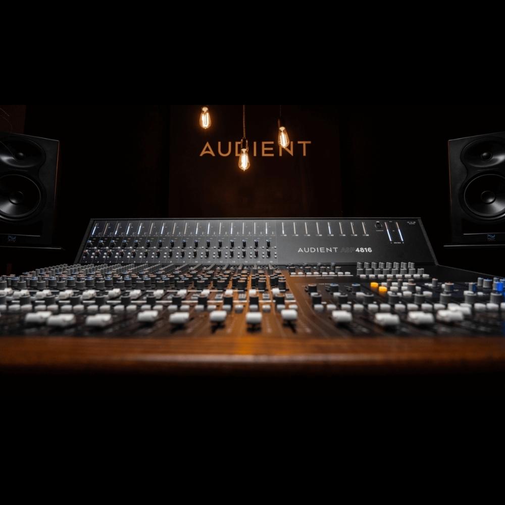 Maono PD400X podcast mics