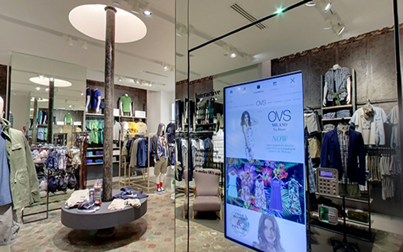 Retail store with digital experiences