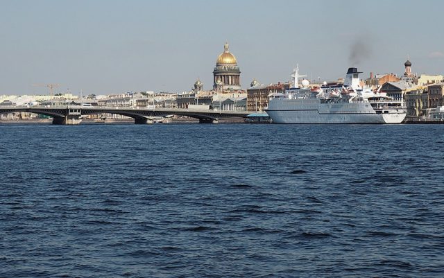 Река Нева в Санкт-Петербурге