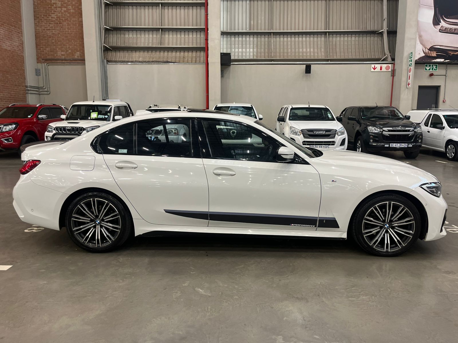 BMW 320i
