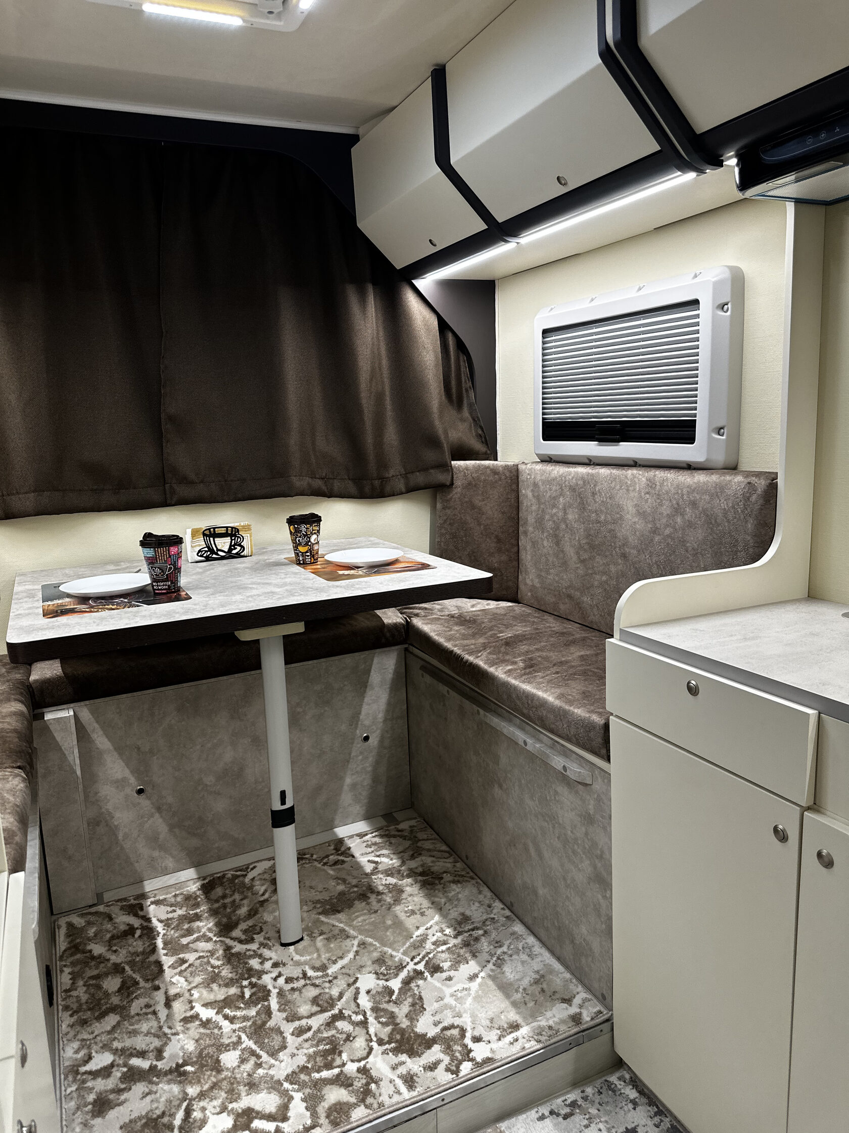 Интерьер кемпера